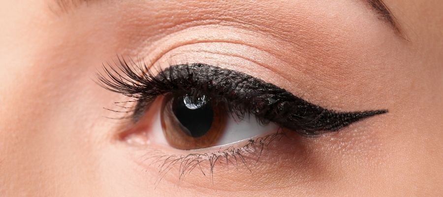 Eyelash Extensions Ultimate Guide