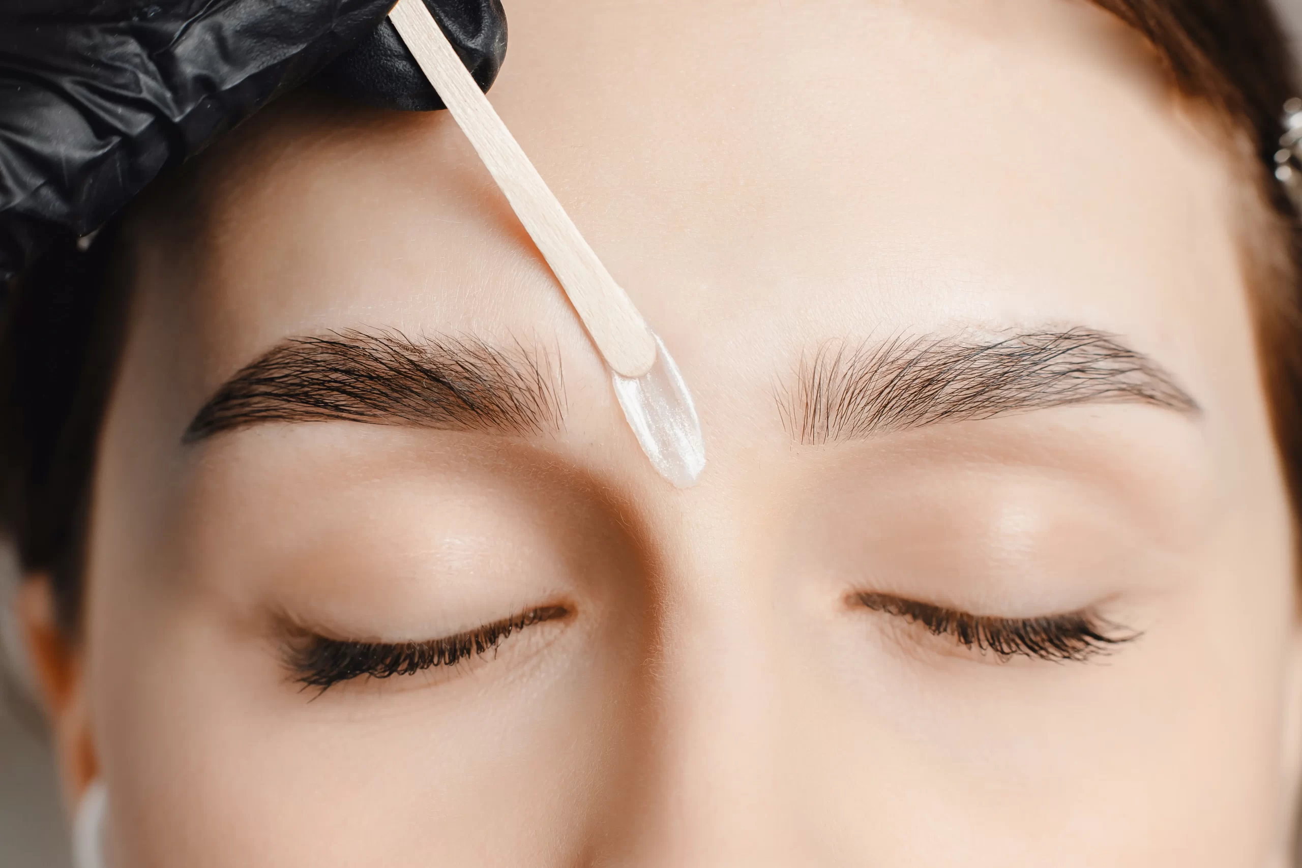 The Beauty Experts: Eyebrow Shaping Services