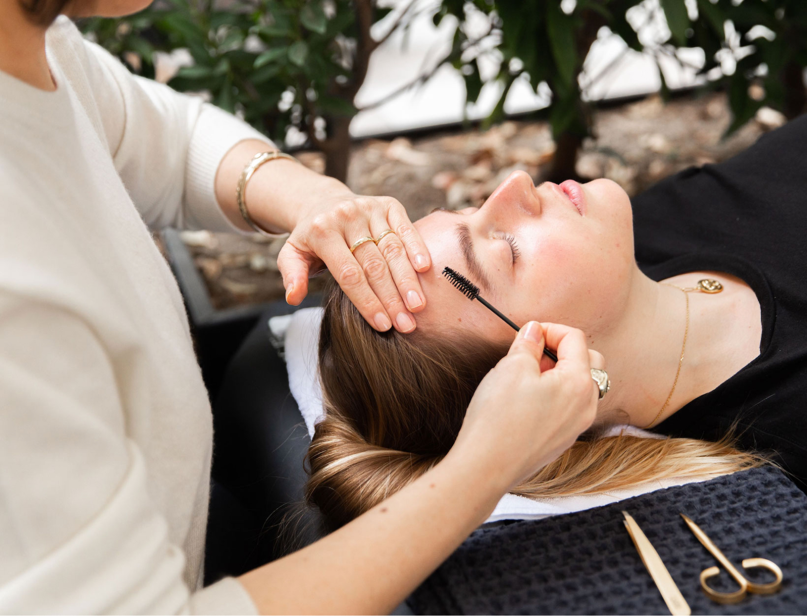 The Beauty Experts: Your Destination for Eyebrow Grooming